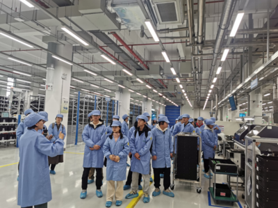 工业智能与系统集成实验班师生赴南京优倍智能工厂参观学习